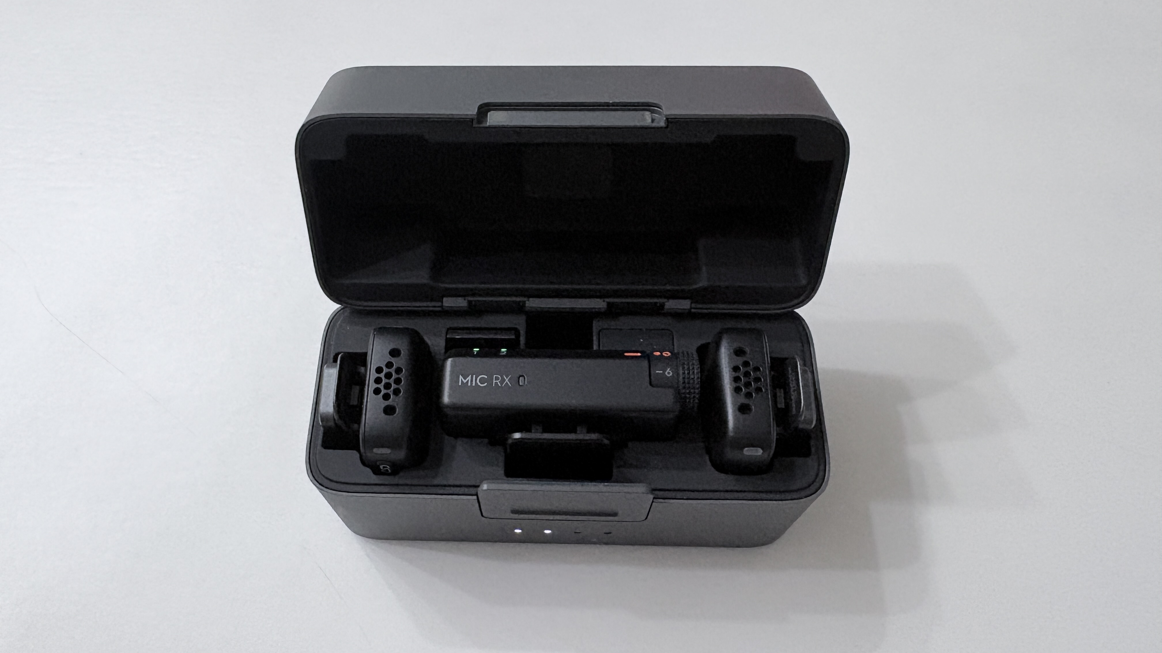 Mic MINI 충전케이스 세트